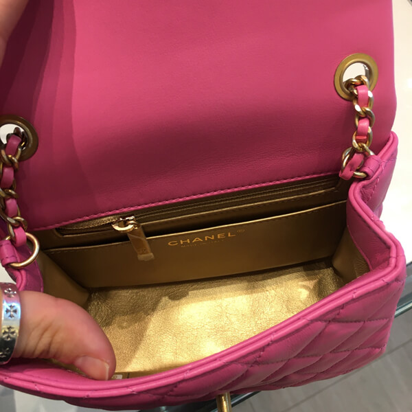 ★2020 ACT2. シャネルコピー★CRUSH MINI FLAP BAG in pink (52174048)